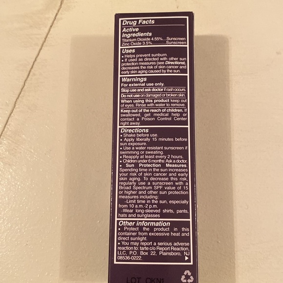 “Tarte” BB blur tinted moisturizer Broad Spectrum SPF30 Sunscreen in Mahogany - Picture 11 of 12